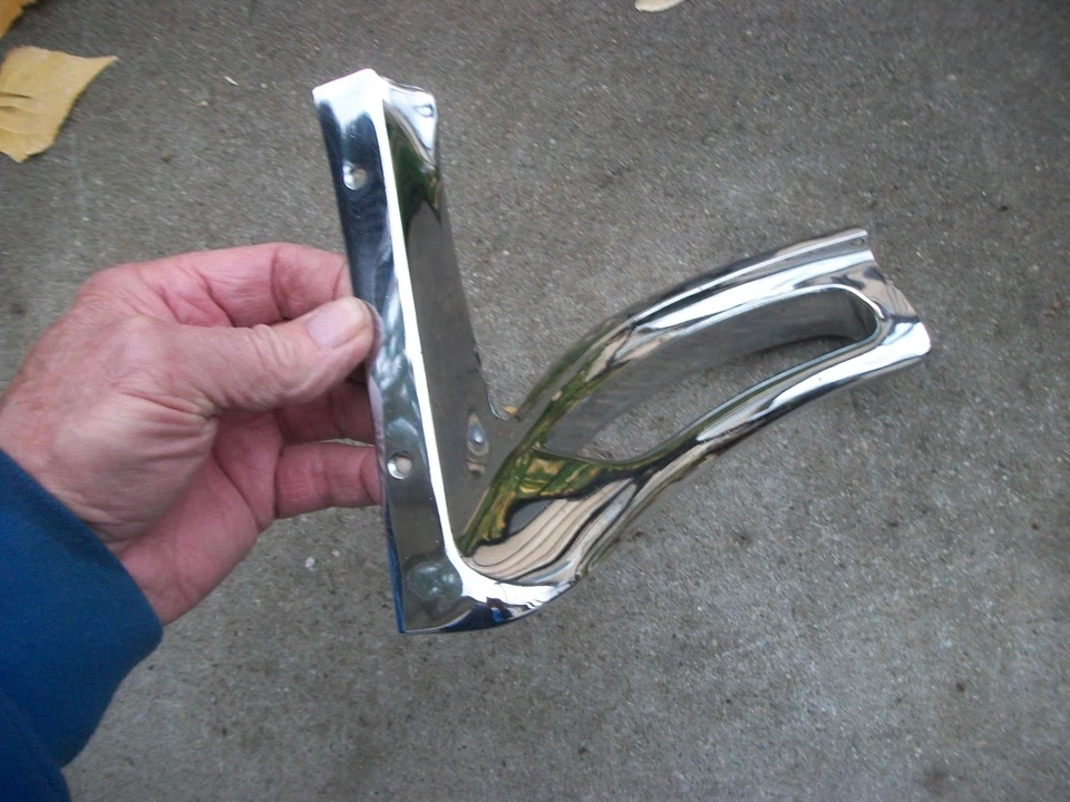 Chrysler New Yorker 300 Imperial Crown 1963 1964 tablero lado derecho mango de agarre nuevo de stock Foto 2 de 4