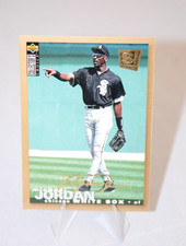 Michael Jordan 1995 Upper Deck Collector’s Choice Spcl Edt Gold Signa. baseball
