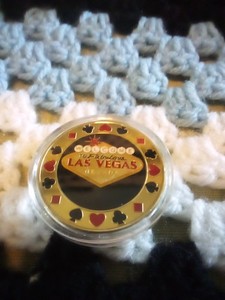 Welcome to Fabulous Las Vegas | Poker Coin | Handpainted | W/ Case Texas Hold Em