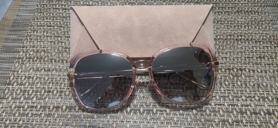 MOLSTA Helen Keller Series Oversized Pink Square Sunglasses Gradient Gray Lens