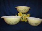 VTG 1980 PYREX SHENANDOAH CINDERELLA NESTING MIXING BOWL SET 3 # 443, 442. 441