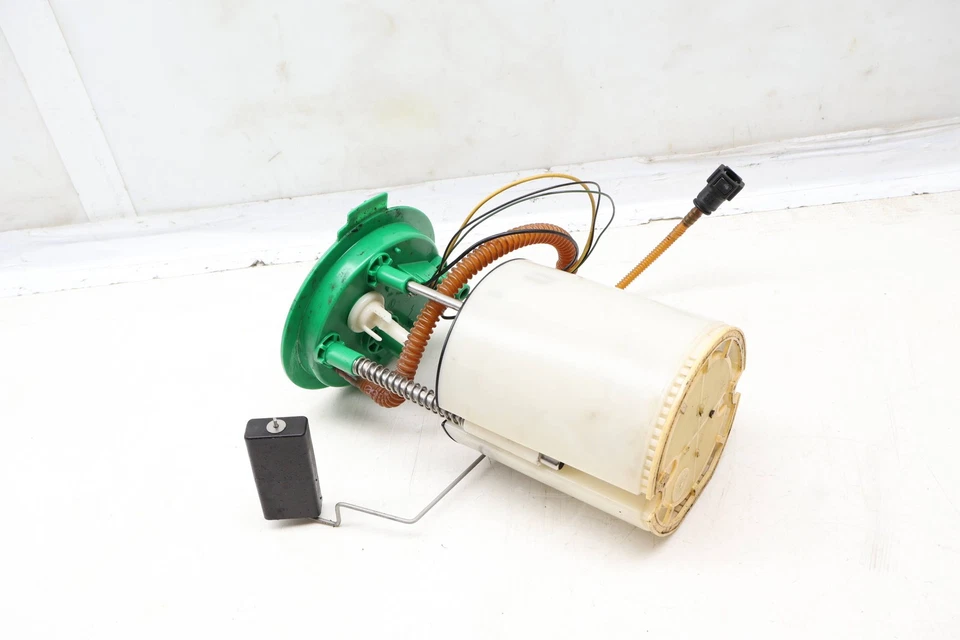 2007-2008 AUDI RS4 - In-Tank FUEL PUMP Assembly 8E0919051CP - Image 2 of 4