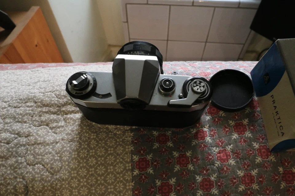 Praktica nova B 35mm SLR  1960's avec Helios objectif 2 58mm - Photo 4/4