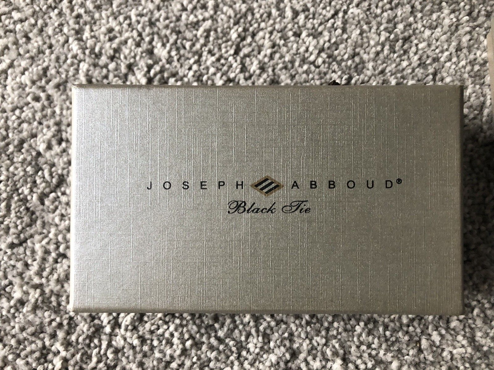 Joseph Abboud Bow Tie Brown 100 Silk Pretied Classic Preppy Designer