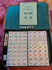 Vintage 60s Triple Layer Pink Lucite Mah Jong Set 148 Tiles 6 Dice Rules Book 