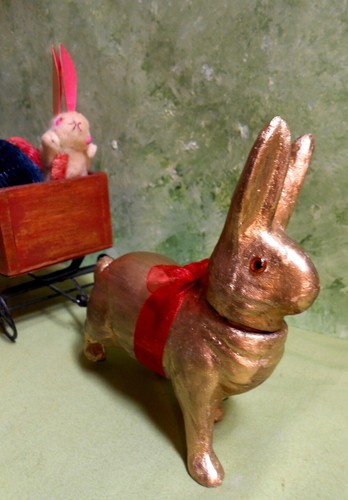 German Easter Bunny Rabbit Candy Container Pulls Welcome Wagon - Germany - Picture 4 of 6