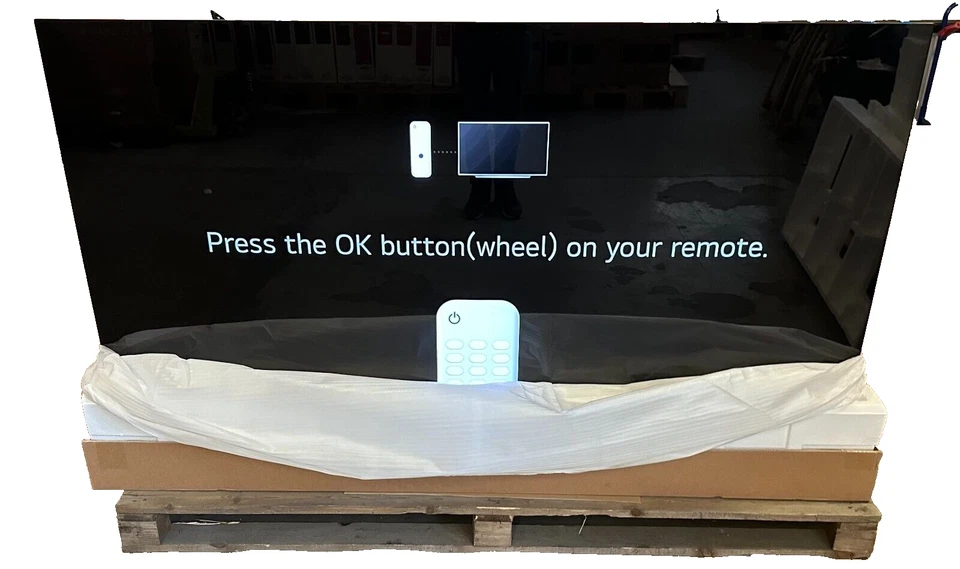 LG OLED88Z19LA 88'' 8K OLED Smart TV HDMI USB 2.0 Cinema HDR Dolby Vision IQ - Bild 3 von 4