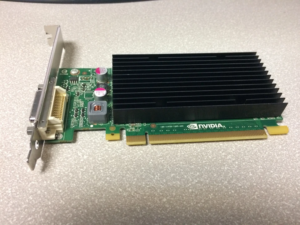 HP NVidia Quadro NVS 300 512MB PCI-E Video Card 625629 632486-001 - Image 3 of 4