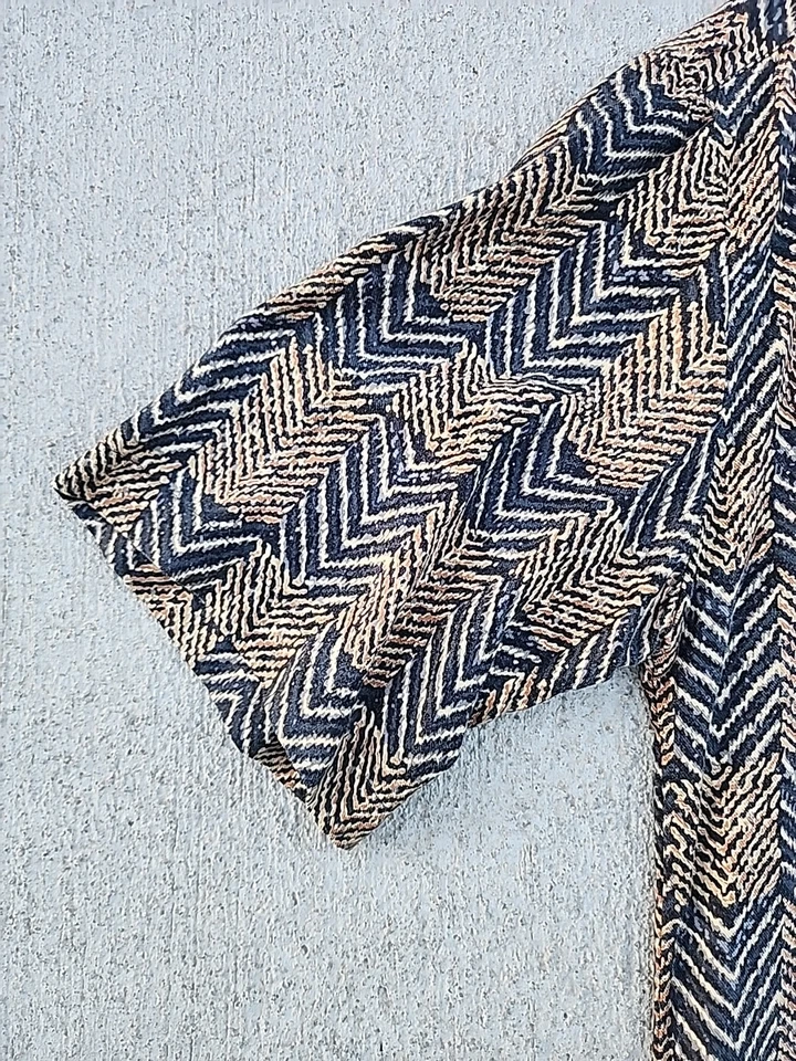 J. Ferrar Short Sleeve Button Front Gold Black 100% Rayon Mens Size S / CH Photo - Image 2 of 4