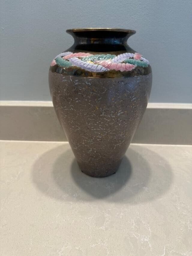 Picture 2 of 3