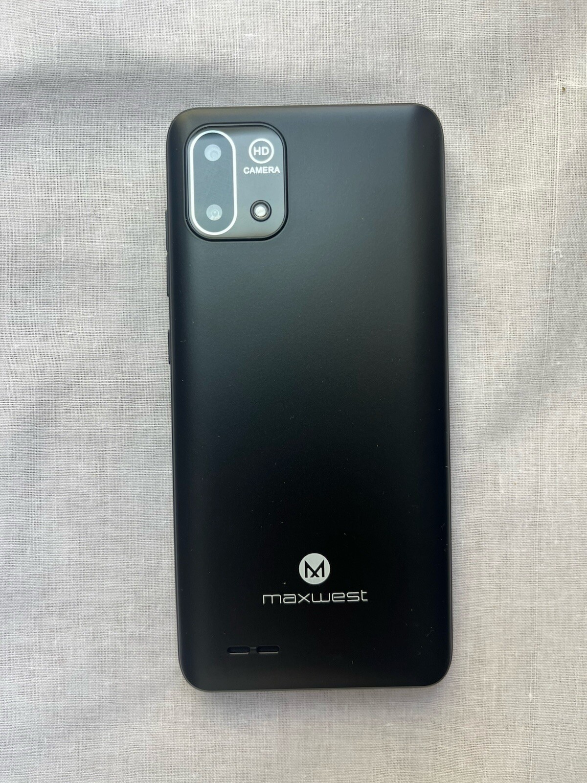 Maxwest ASTRO 55R Android Smart Phone 4G, Dual Sim, 2CAM Bundle GSM unlock