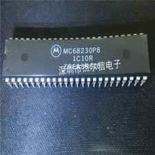 1pcs MC68000P8 CPU Vintage Microprocessor TC98-1