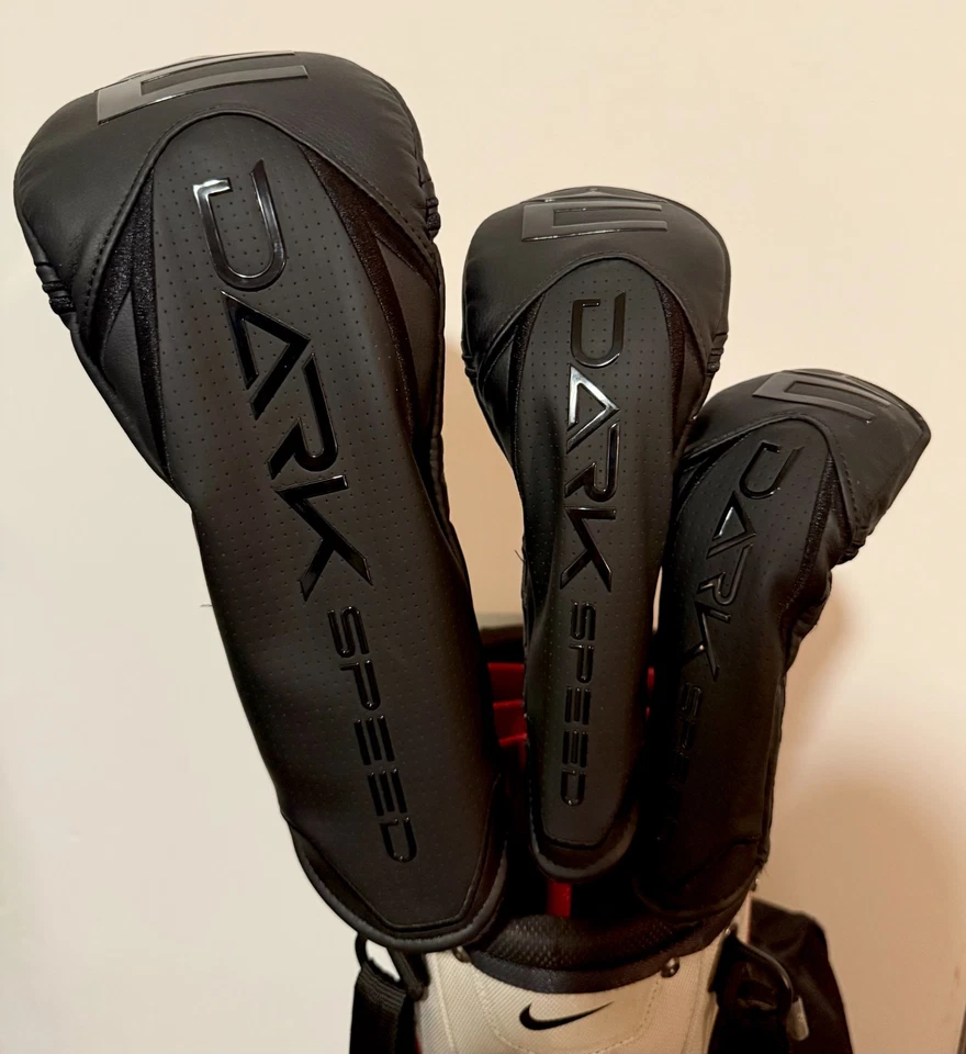 Juego de madera rígida flexible Cobra Dark Speed LS - 9° Driver, 14,5° 3-Madera, 19° 3-Híbrido Foto 2 de 4