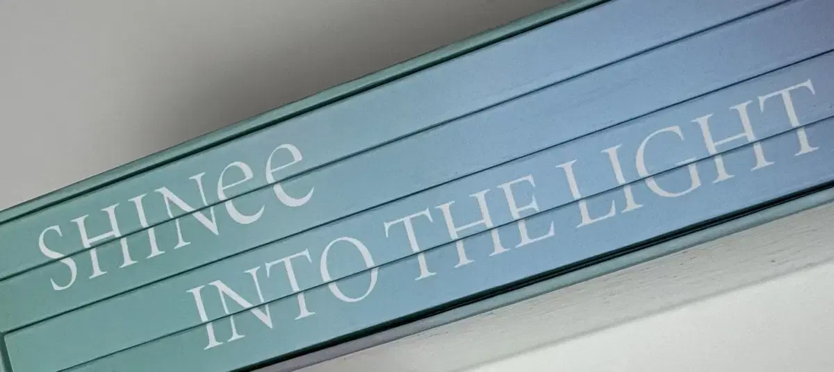 SHINee/INTOーTHE LIGHT PHOTOBOOK SHINee PHOTO BOOK INTO THE LIGHT PHOTOBOOK + PHOTOCARD SET +