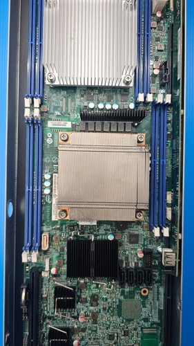 Intel S2600KP Server Node Barebones Dual 2011-3 DDR4 w/ Heatsinks - Picture 4 of 12