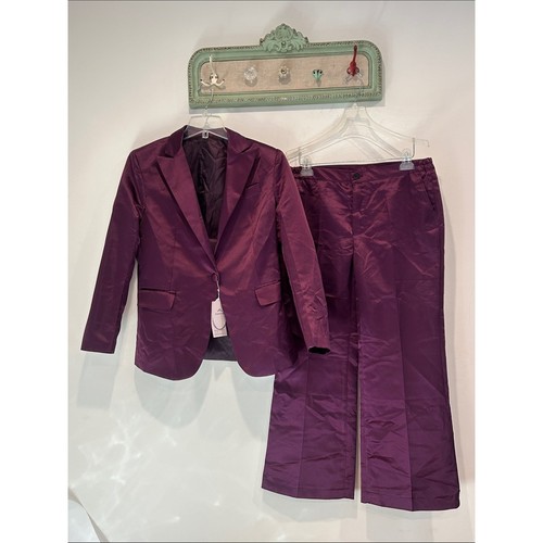 Women's Plum Blazer and Pants Suit Elegant purple Two-Piece set women’s m/l new