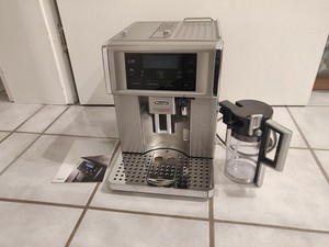 DeLonghi PrimaDonna Avant ESAM6700 Kaffeevollautomat Kaffeemaschine defekt