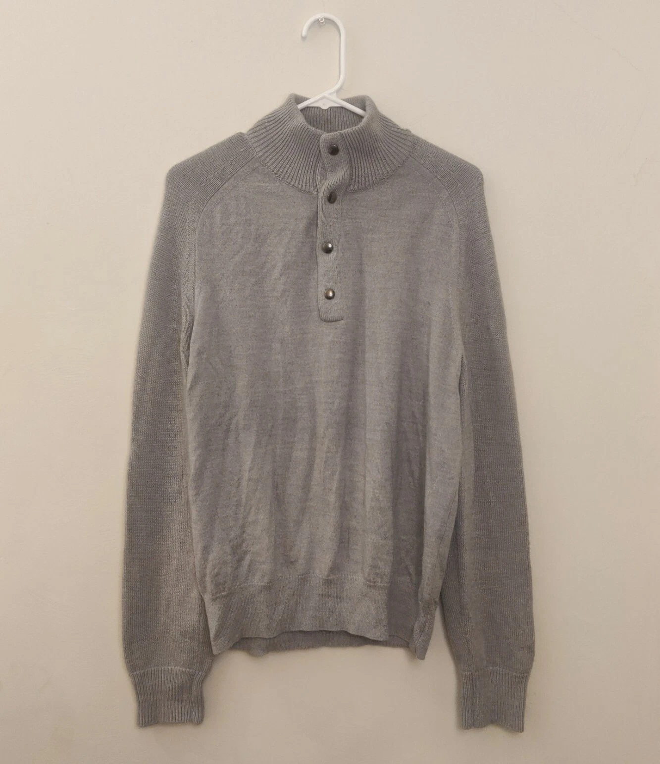 Banana Republic Merino Wool Sweater Men's Pullover Gray Size Large. 3M