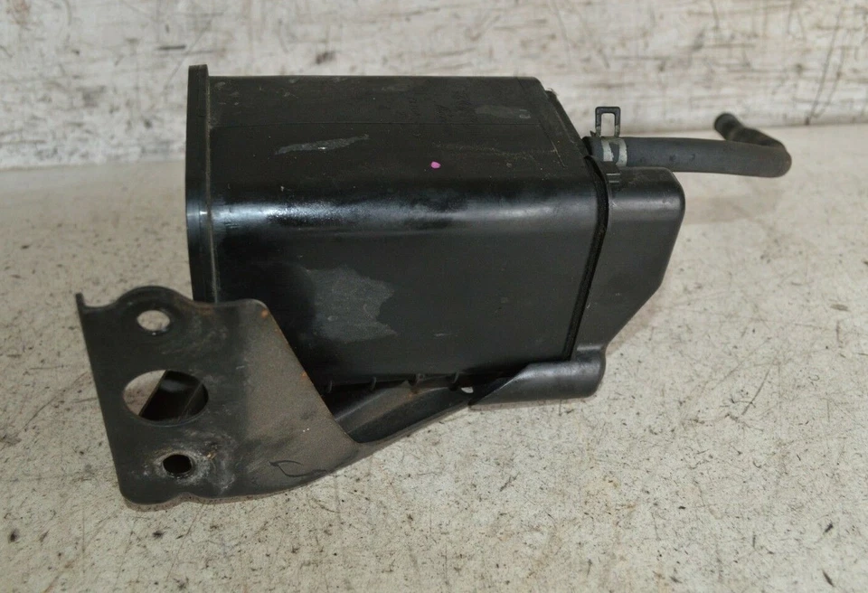 Toyota Previa Charcoal Carbon Filter 77704-28211 Previa 2.4 vvti Auto 2001-2006 - Image 4 of 4