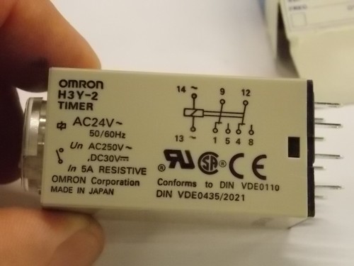 New Omron Solid State Miniature Timer H3Y-2 DPDT 0-60s 24 Vac B2 - Picture 3 of 4