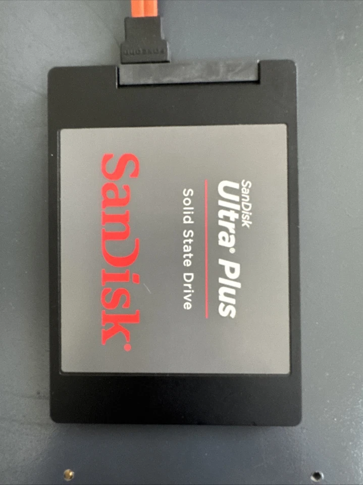 SanDisk Ultra Plus SDSSDHP-064G 64GB SATA 6Gbps 2.5" Solid State Drive SSD - Image 2 of 3