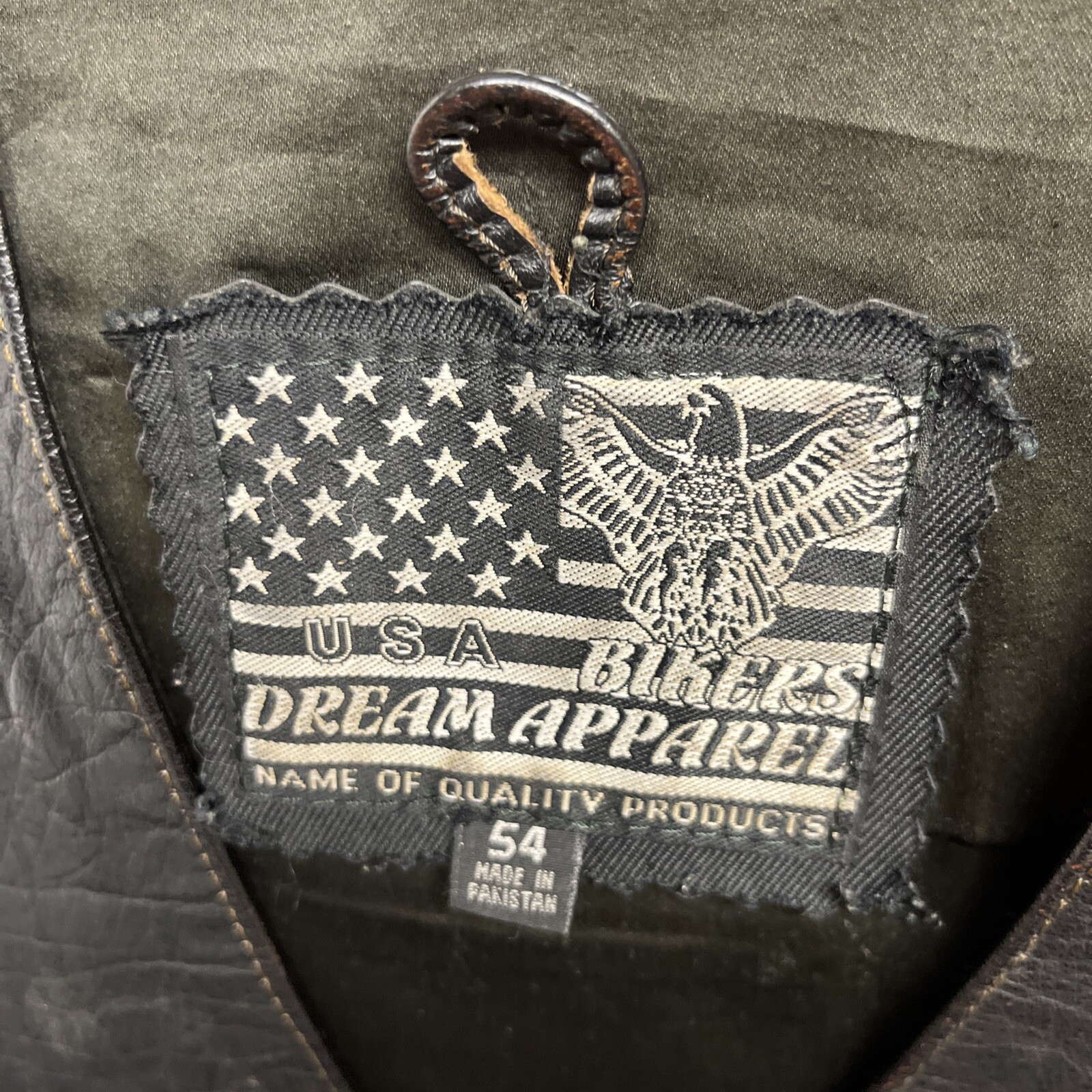 Motorcycle Leather Vest USA Bikers Dream Apparel Embossed Sz 54 *Small Hole