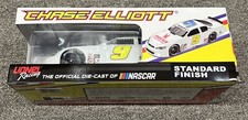 Chase Elliott 2020 Phoenix Construction Snowball Derby 1/24 NASCAR Die Cast