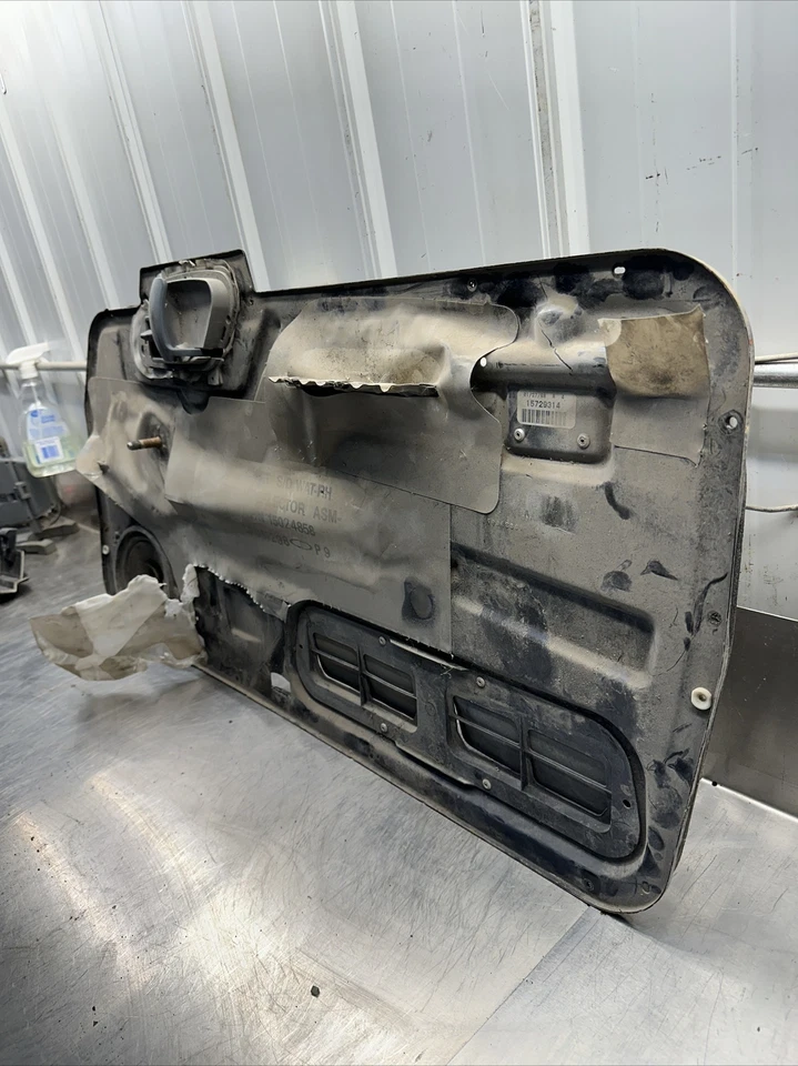 1995-1999 Chevrolet C1500 C2500 K1500 Manual Front RH Inner Door Panel Assembly Foto 3 de 4