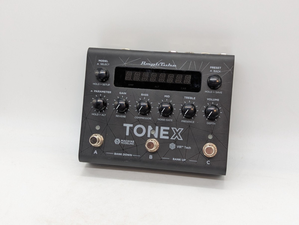 IK Multimedia TONEX pedal multi-effects guitar pedal AmpliTube