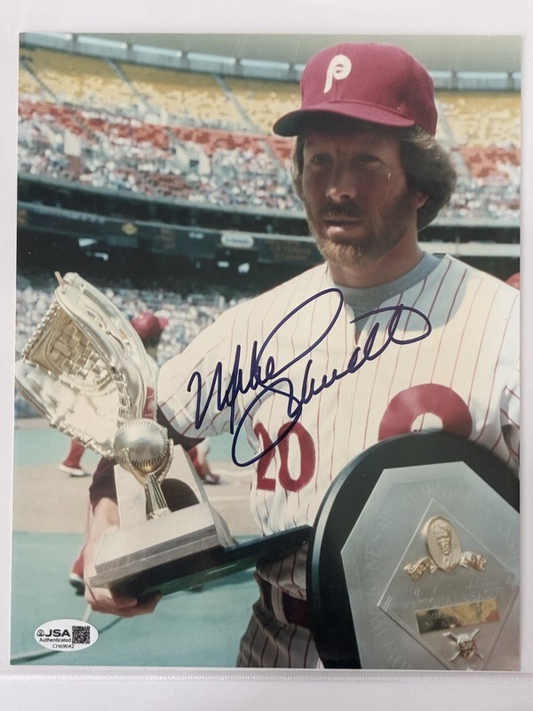 Mike Schmidt JSA Autographed 8x10 Photo Phillies