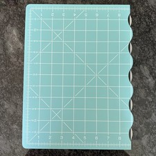 Omnigrid Rotary Cutting Self Healing Folding Mat 12"x18" Mat Folds to 9"x12" 