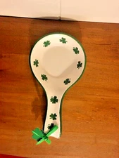 Terramoto St. Patrick's Day Spoon Rest Shamrocks TINY IMPERFECTION
