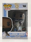 Funko POP!  NBA Minneapolis Lakers LeBron James 164 Exclusive