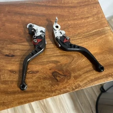 CRG Clutch and Brake lever for a Yamaha R1 YZFR1 2004-2006 aluminum