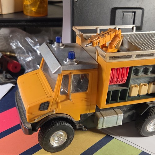 Vintage Fire Department 6x6 6WD Electric RC Fire Truck w/ Wired Remote RTR