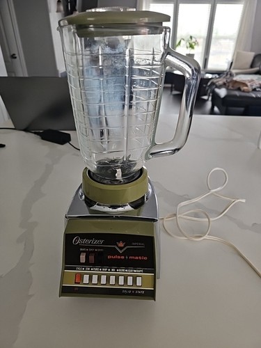 Vtg Osterizer Blender Model 647 Avocado Green Chrome TESTED Glass Pitcher