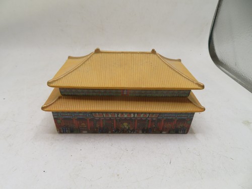 Forbidden City Music Box Collection The Emperor's Wedding  1991  5 x 2.5 in