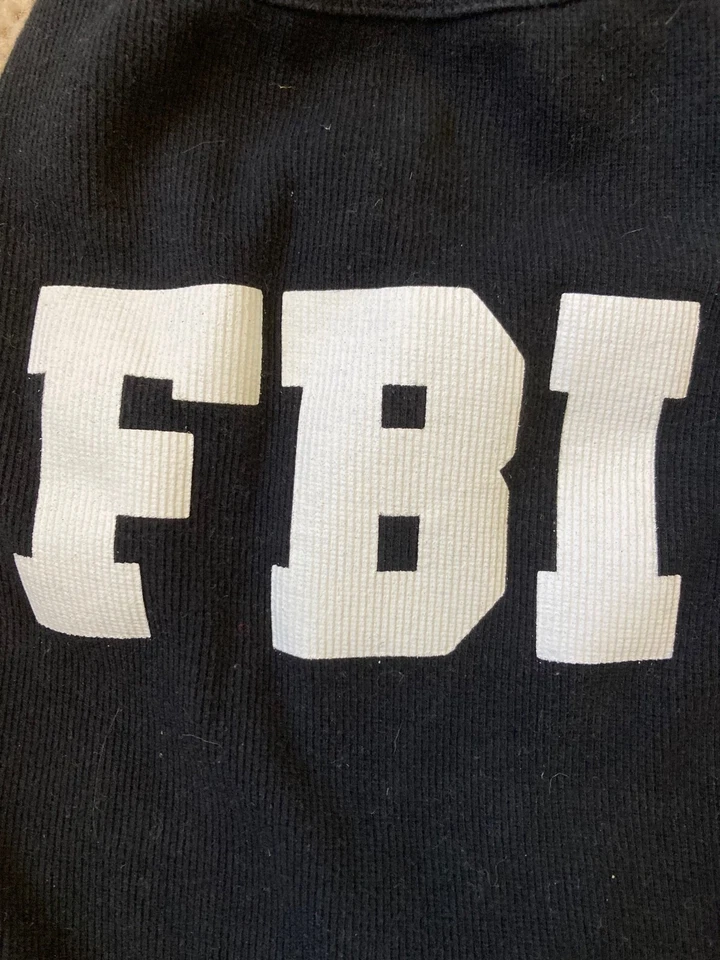 Federal Bureau of Investigation (FBI) 2 patas perro suéter pequeño negro Foto 2 de 4