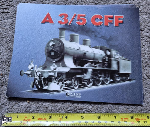 ATLAS EDITIONS CFF A 3/5 Class LOCOMOTIVE ON WOODEN PLINTH STATIC MODEL - Picture 4 of 4