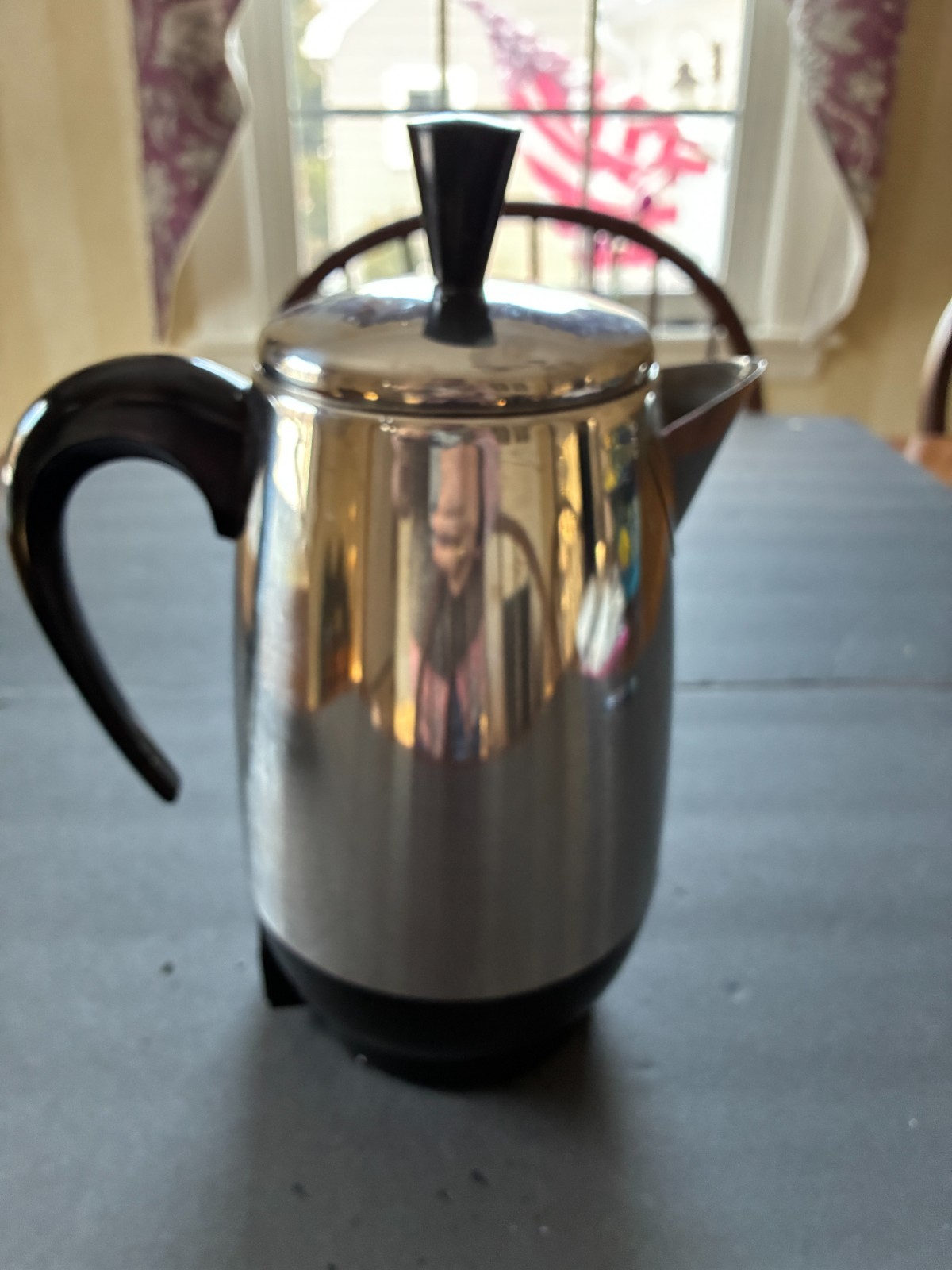 Farberware  Percolator 8 Cup Coffee Pot FCP280 Tested Works- No Cord