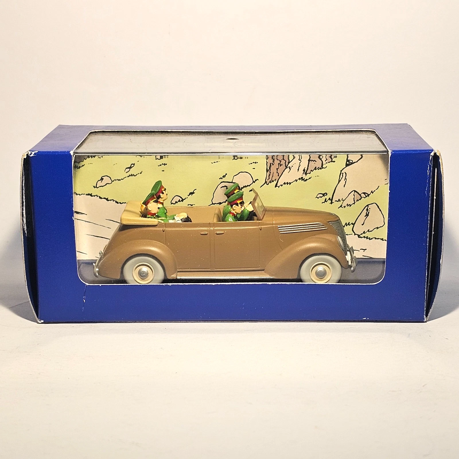 Voiture Miniature Tintin La Ford V8 décapotable du Sceptre d'Ottokar 1937