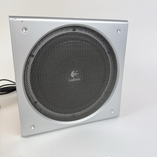 Logitech Z-3 Subwoofer & Speakers PC/ Laptop 2.1 System Beach Brushed Chrome - Photo 3/9