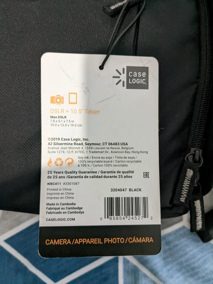 Case Logic Compact DSLR Camera Backpack TBC-411 / WBC-411 • Black - Image 2 of 4