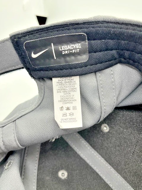 Gorra de golf ajustable Nike Legacy-91 Dri-Fit gris con logotipo negro OSFM Foto 4 de 4