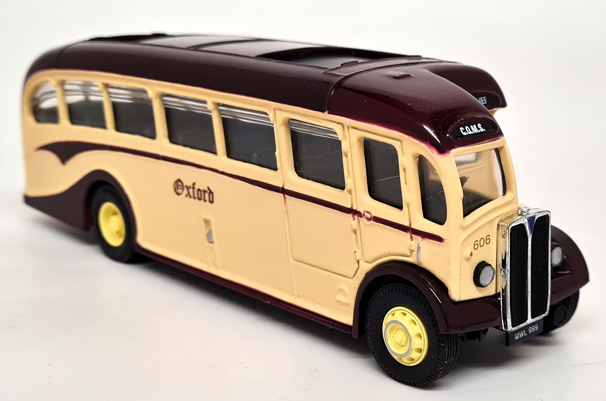 Corgi 1/50 AEC Regal Coach Oxford 97189 Diecast Model Bus