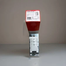 🔴 LMSW-103-W Wattstopper Digital Motion Switch, 3-button With Infrared‼️