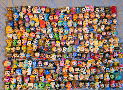his product is a lot of over 250 assoted Disney Doorables from series 4 and up