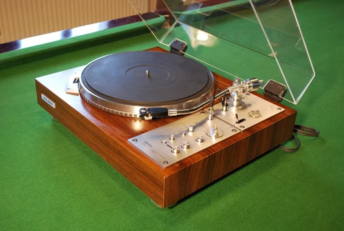Pioneer PL-570 vollautomatischer Plattenspieler, original Nussbaum