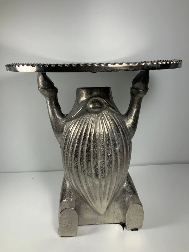 Portapaté/plantas Pottery Barn Metal Gnomo 10,5 pulgadas Foto 3 de 4