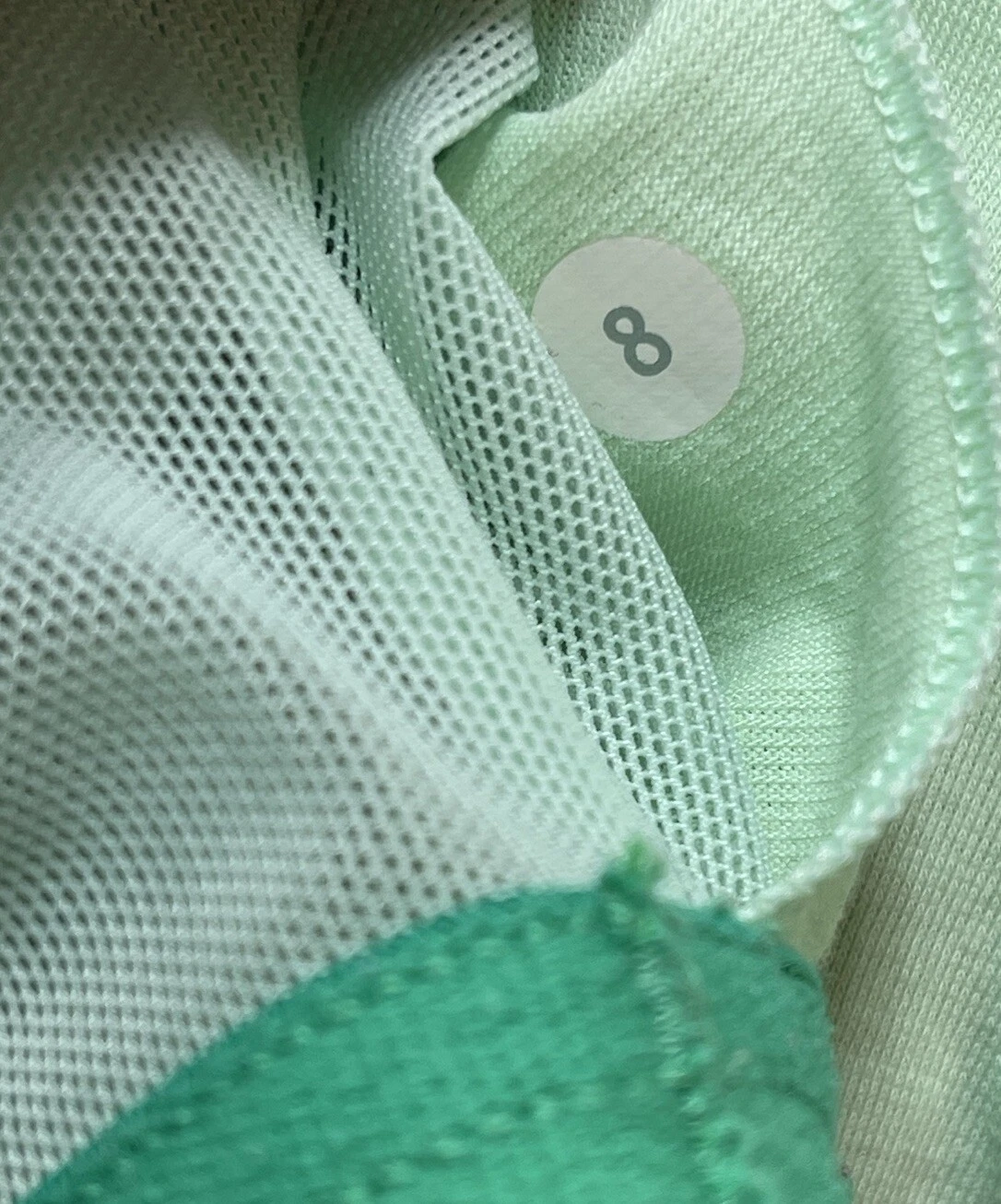 lululemon power y cropped petit dot built in bra tank-top